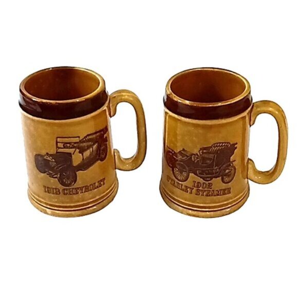 Vintage Pair of Ceramic Beer Mugs Tan & Brown Collectable Old Cars Made in Japan - Picture 2 of 6